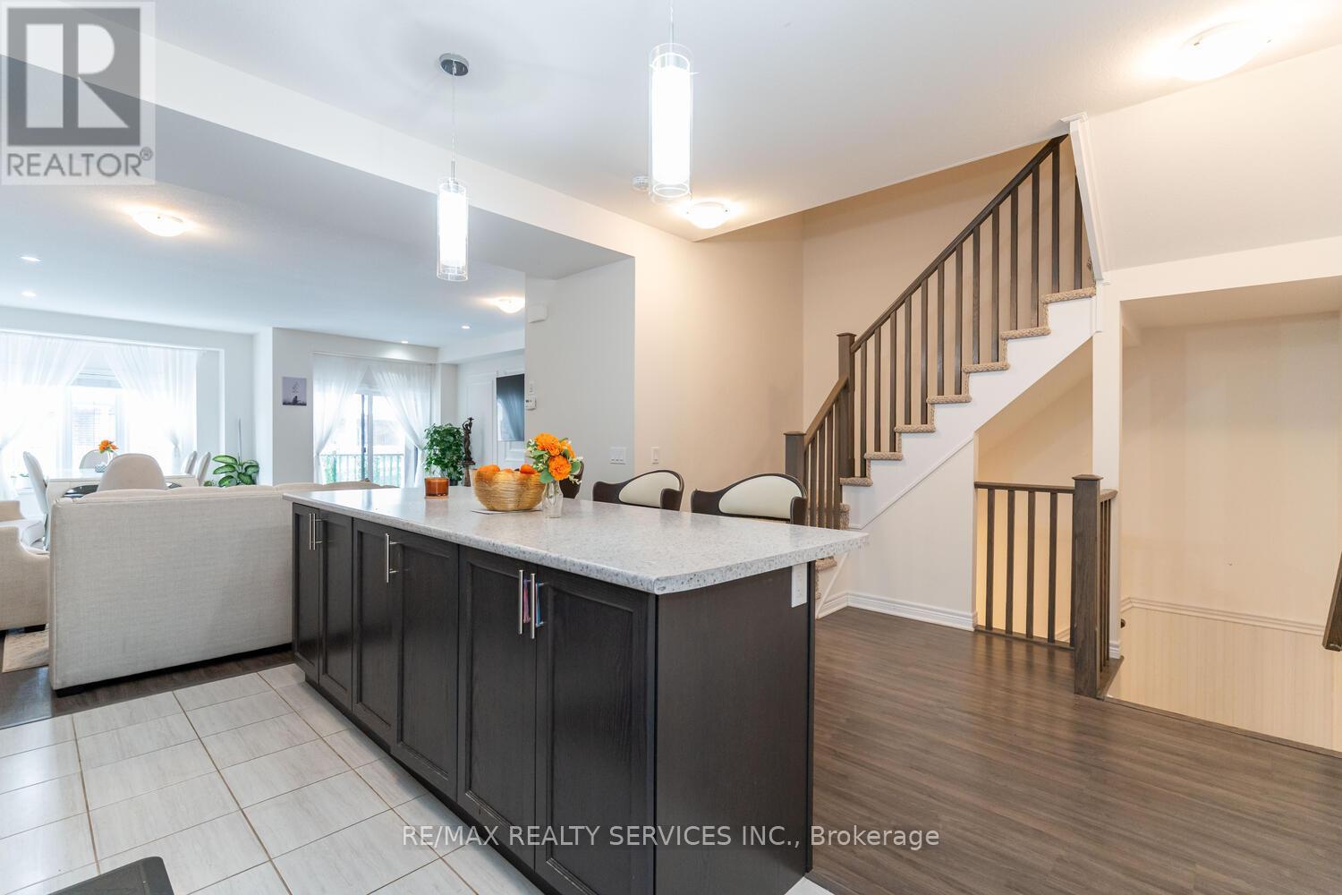 7 Ridgeside Lane, Hamilton, Ontario  L8B 1W5 - Photo 17 - X12941552