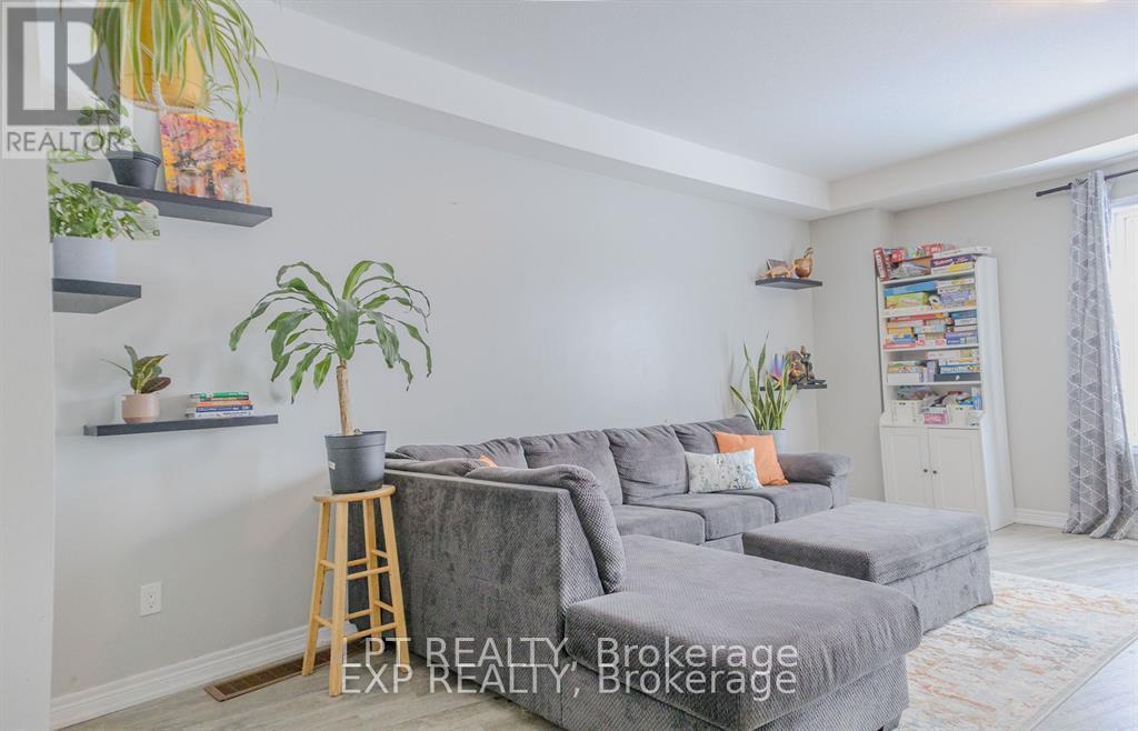 67 - 77 Diana Avenue, Brantford, Ontario  N3T 0R6 - Photo 14 - X12941588