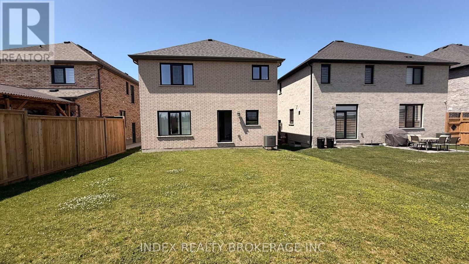 89 Grandville Circle E, Brant, Ontario  N3L 0A4 - Photo 4 - X12941696