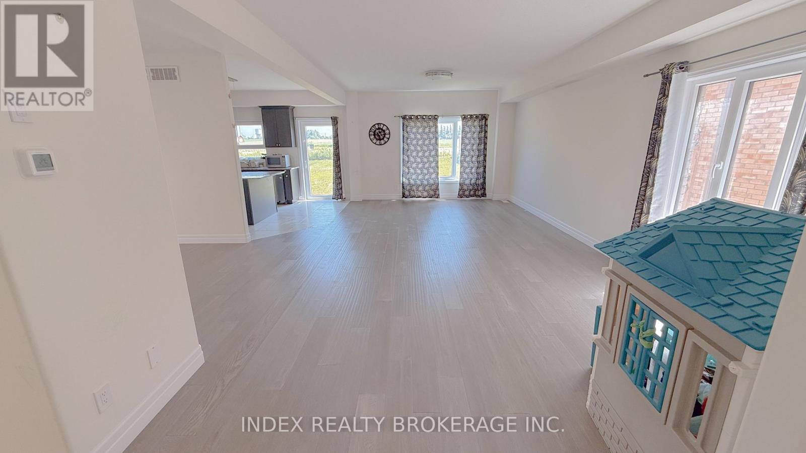 89 Grandville Circle E, Brant, Ontario  N3L 0A4 - Photo 9 - X12941696