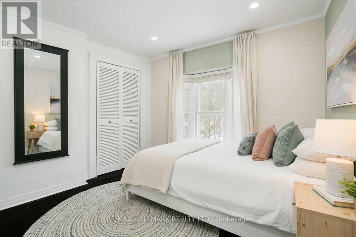 106 Willow Avenue, Toronto, Ontario  M4E 3K3 - Photo 17 - E12834846