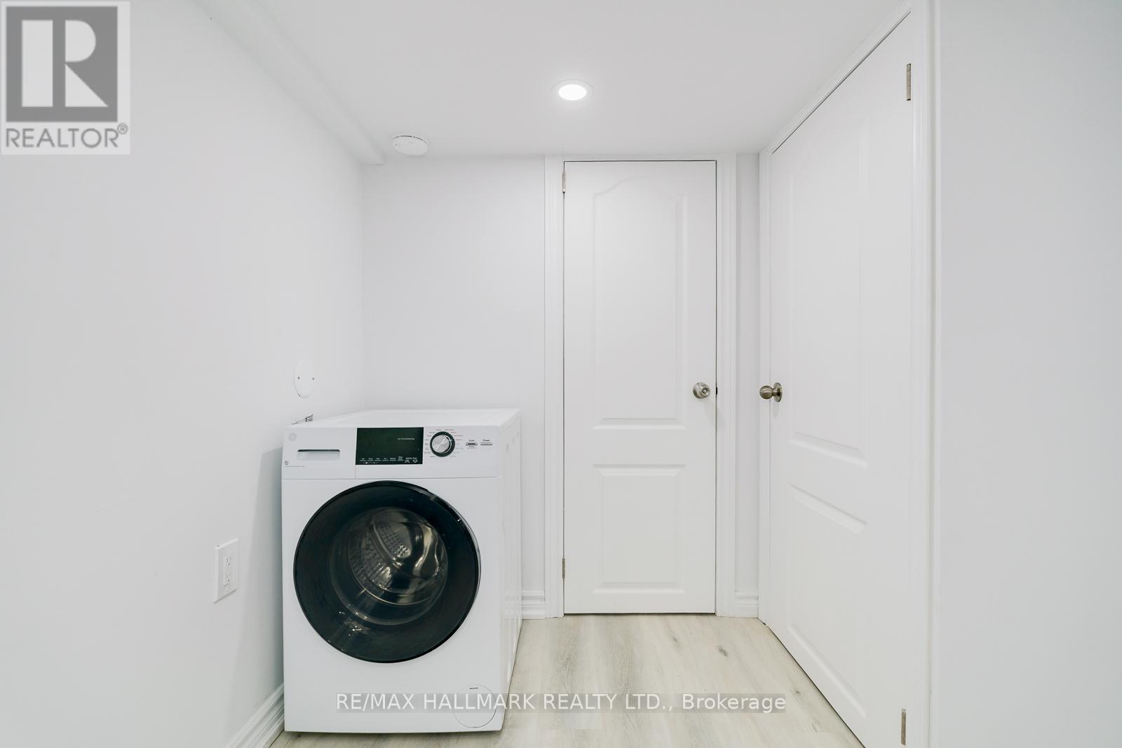 106 Willow Avenue, Toronto, Ontario  M4E 3K3 - Photo 31 - E12834846