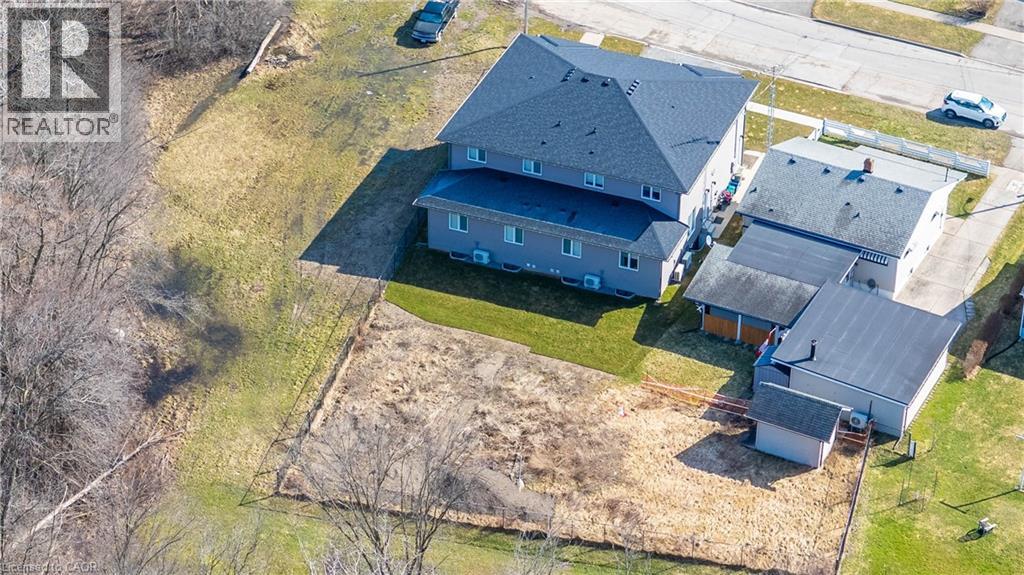 40 Pietz Avenue, Welland, Ontario  L3C 1Z4 - Photo 10 - 40816682