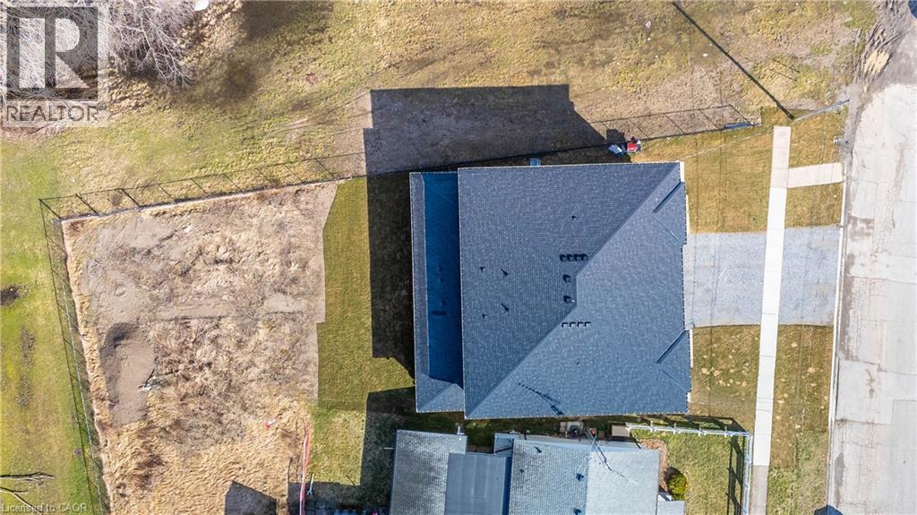 46 Pietz Avenue, Welland, Ontario  L3C 1Z4 - Photo 11 - 40816647