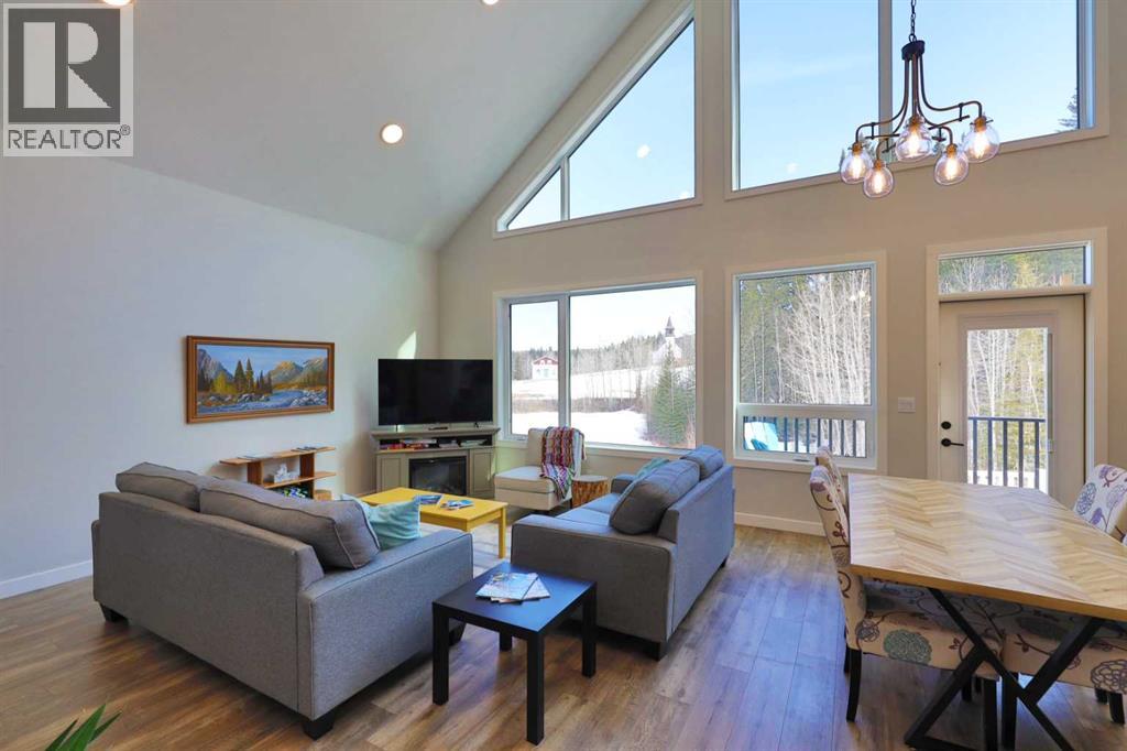 351 Elizabeth Avenue, Nordegg, Alberta  T0M 2H0 - Photo 17 - A2284009