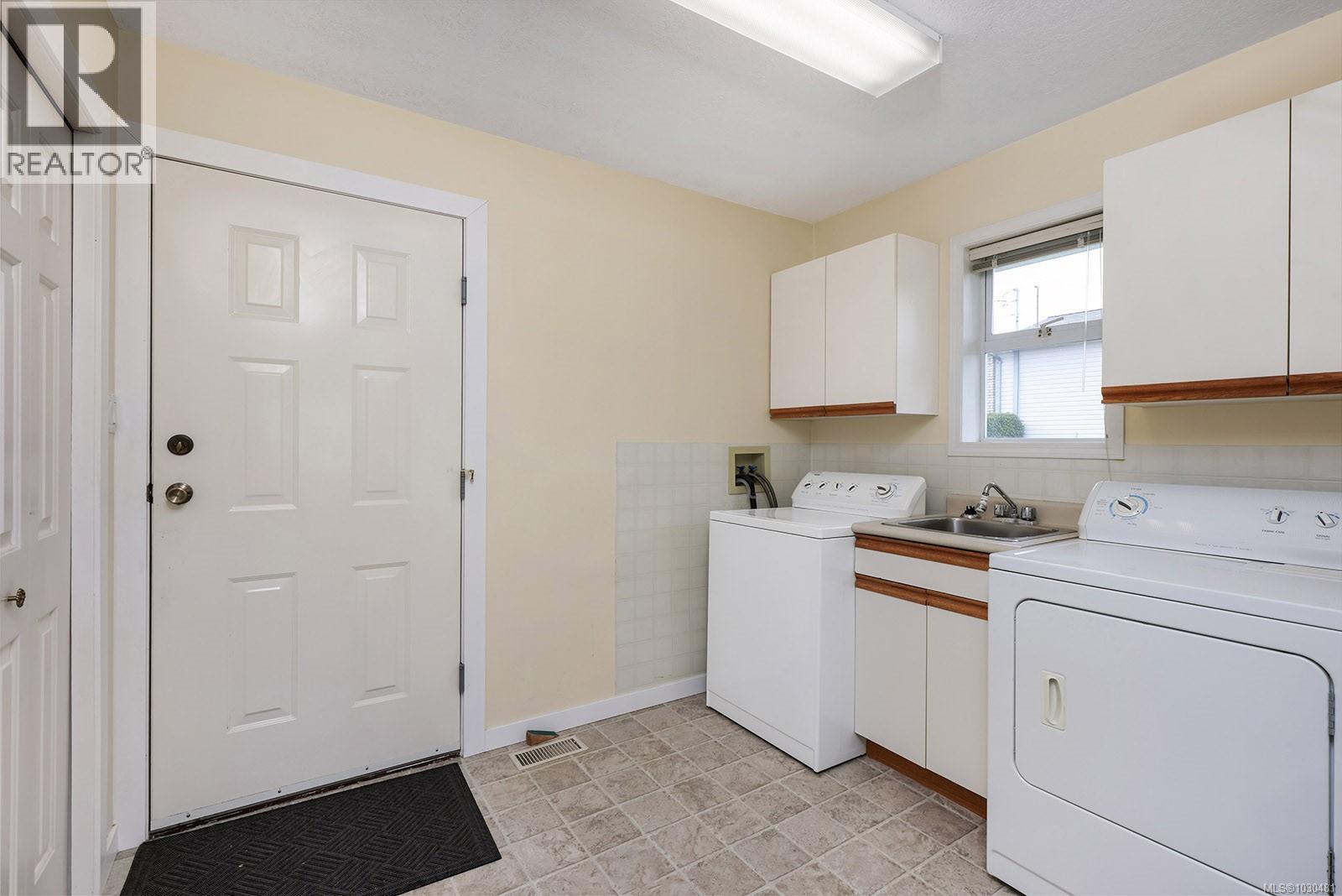 1255 Galerno Rd, Campbell River, British Columbia  V9W 1J7 - Photo 19 - 1030481