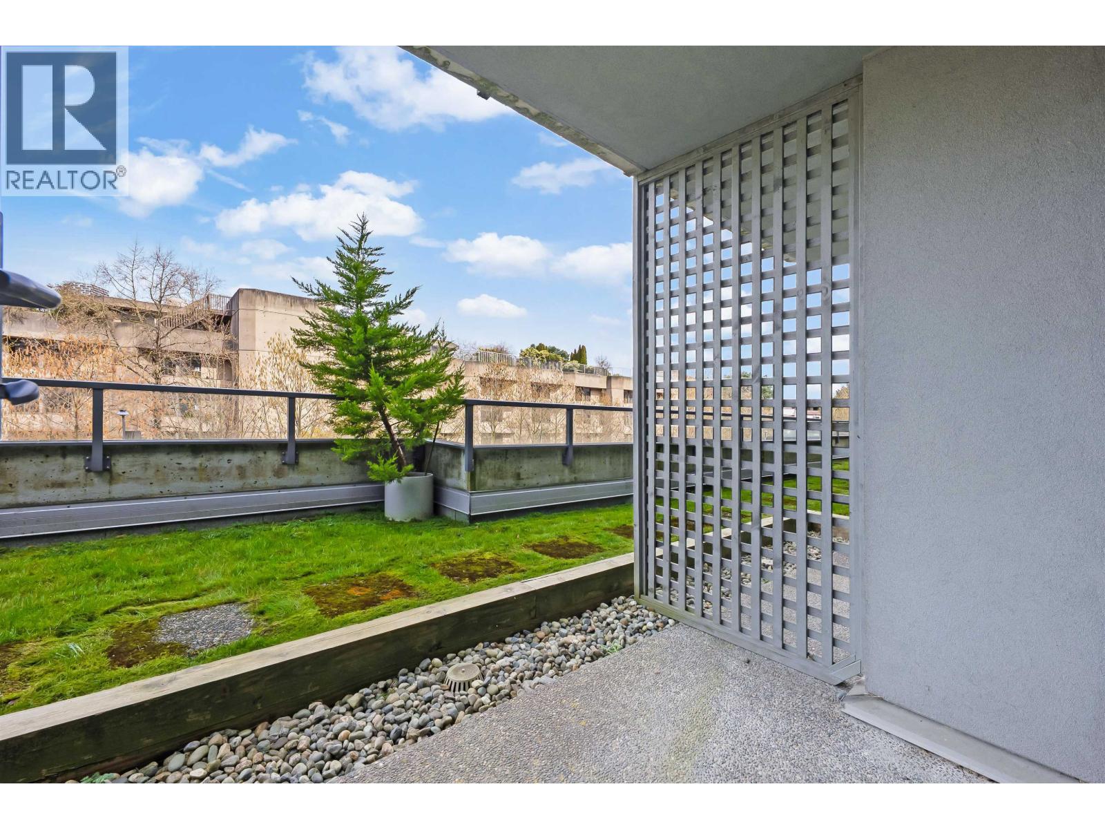 8 1355 W 4th Avenue, Vancouver, British Columbia  V6H 3Y8 - Photo 15 - R3105612