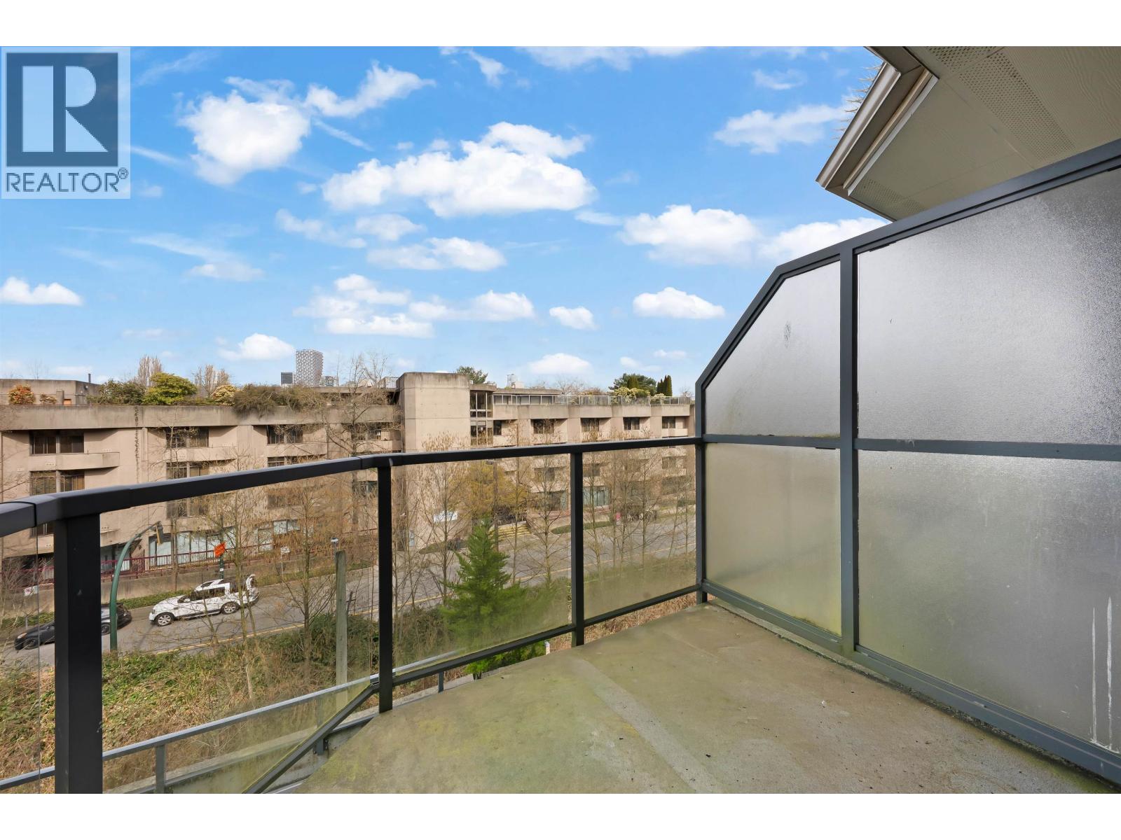 8 1355 W 4th Avenue, Vancouver, British Columbia  V6H 3Y8 - Photo 7 - R3105612