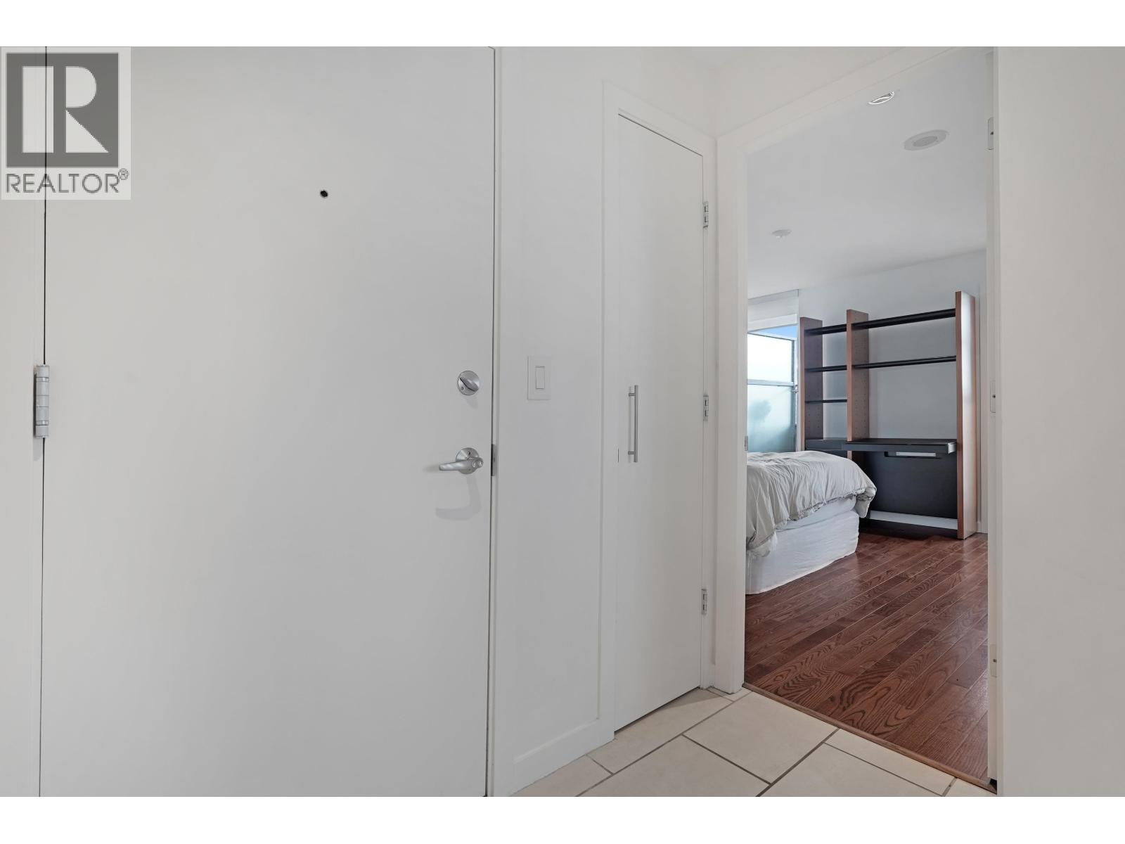 2404 1225 Richards Street, Vancouver, British Columbia  V6B 1E6 - Photo 21 - R3105636