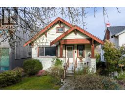 <div class="price">$2,399,000</div> 3832 Heather Street, Vancouver<br><div style="margin-bottom:8px;"><small>RE/MAX City Realty</small></div><div class='bed_bath'>4 Bed | 2 Bath</div>