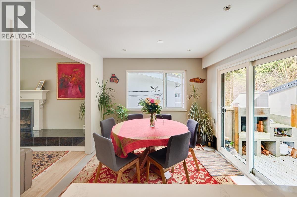 809 Seymour Boulevard, North Vancouver, British Columbia  V7J 3S7 - Photo 8 - R3105616