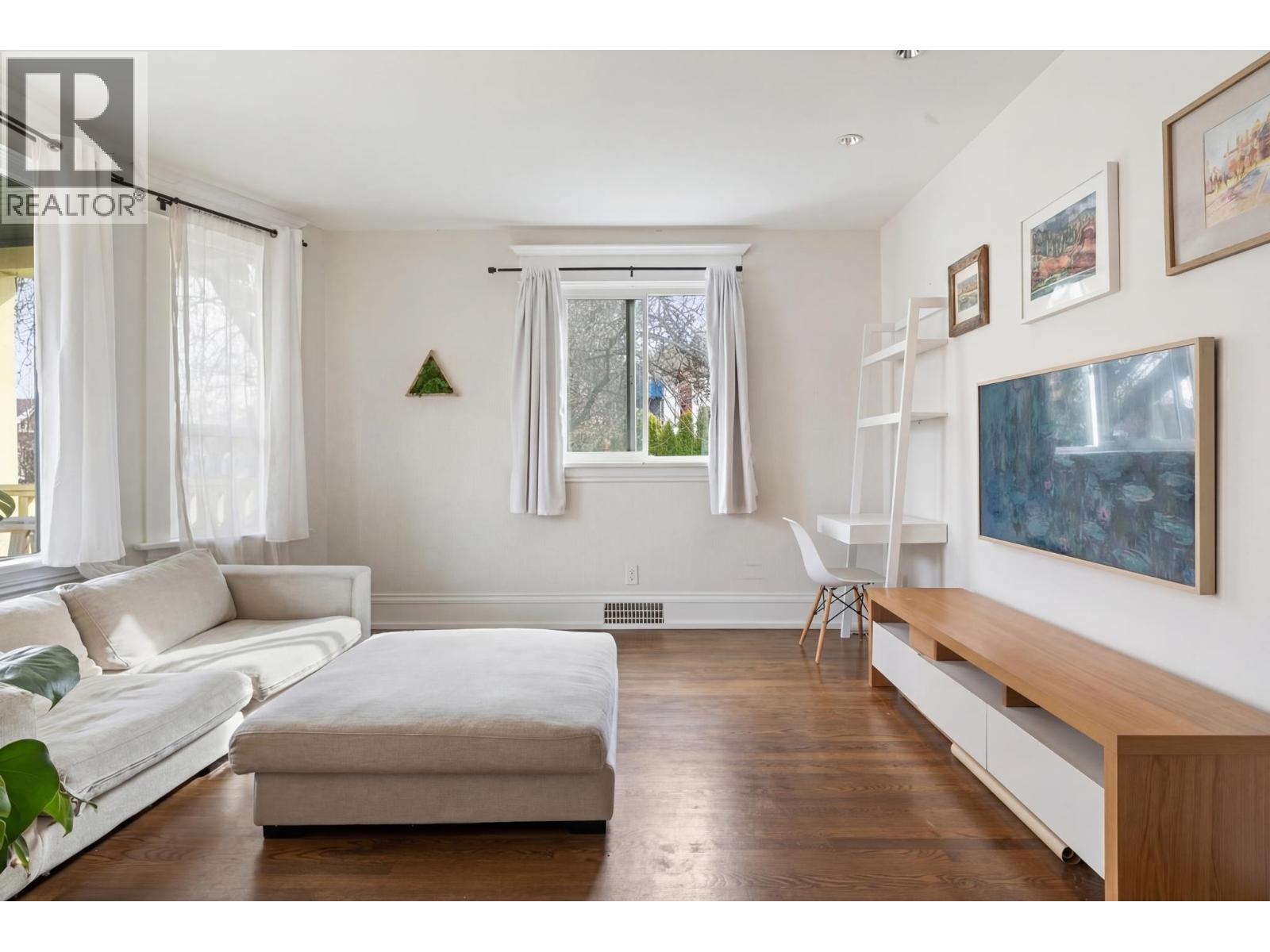 796 E 13th Avenue, Vancouver, British Columbia  V5T 2L3 - Photo 5 - R3105619