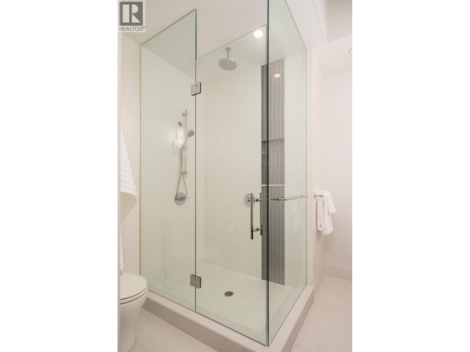 117 W 26th Avenue, Vancouver, British Columbia V5Y 2J6 - Photo 16 - R3105653