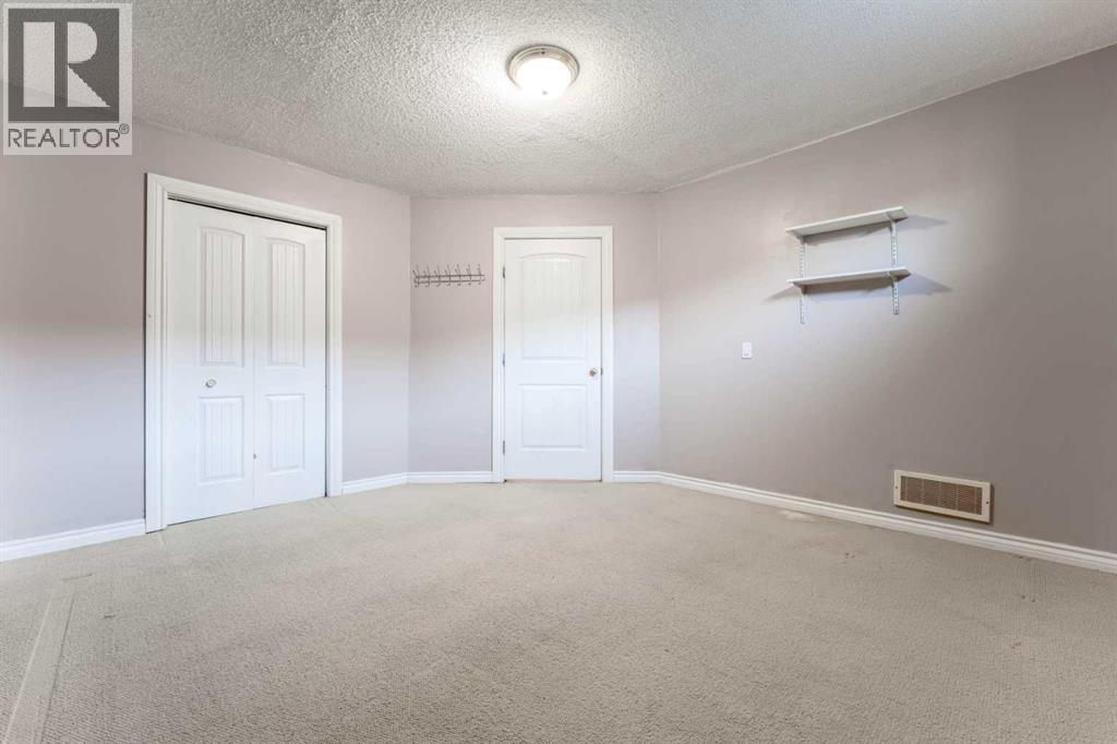 343 Millview Bay SW, Calgary, Alberta  T2Y 3Y1 - Photo 34 - A2295934