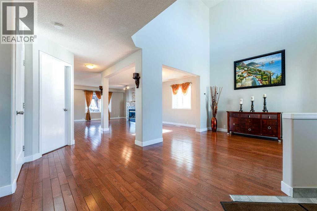 343 Millview Bay SW, Calgary, Alberta  T2Y 3Y1 - Photo 4 - A2295934