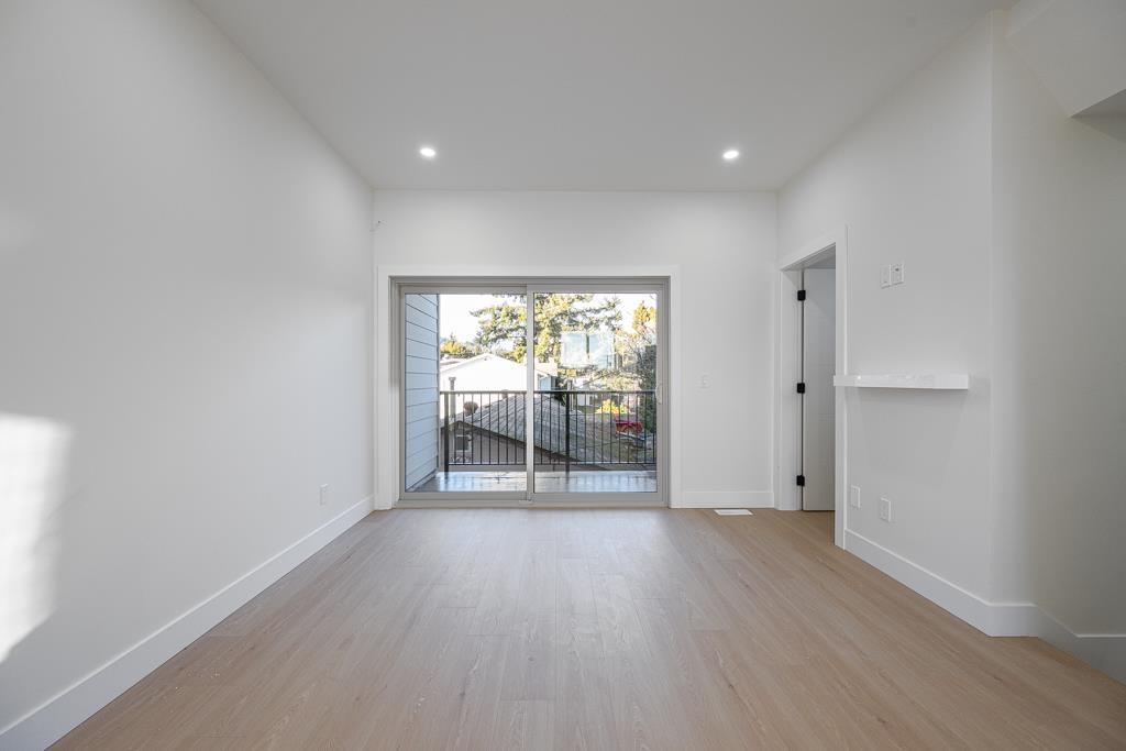 B 7533 Wren Street, Mission, British Columbia  V2V 3C1 - Photo 4 - R3104649