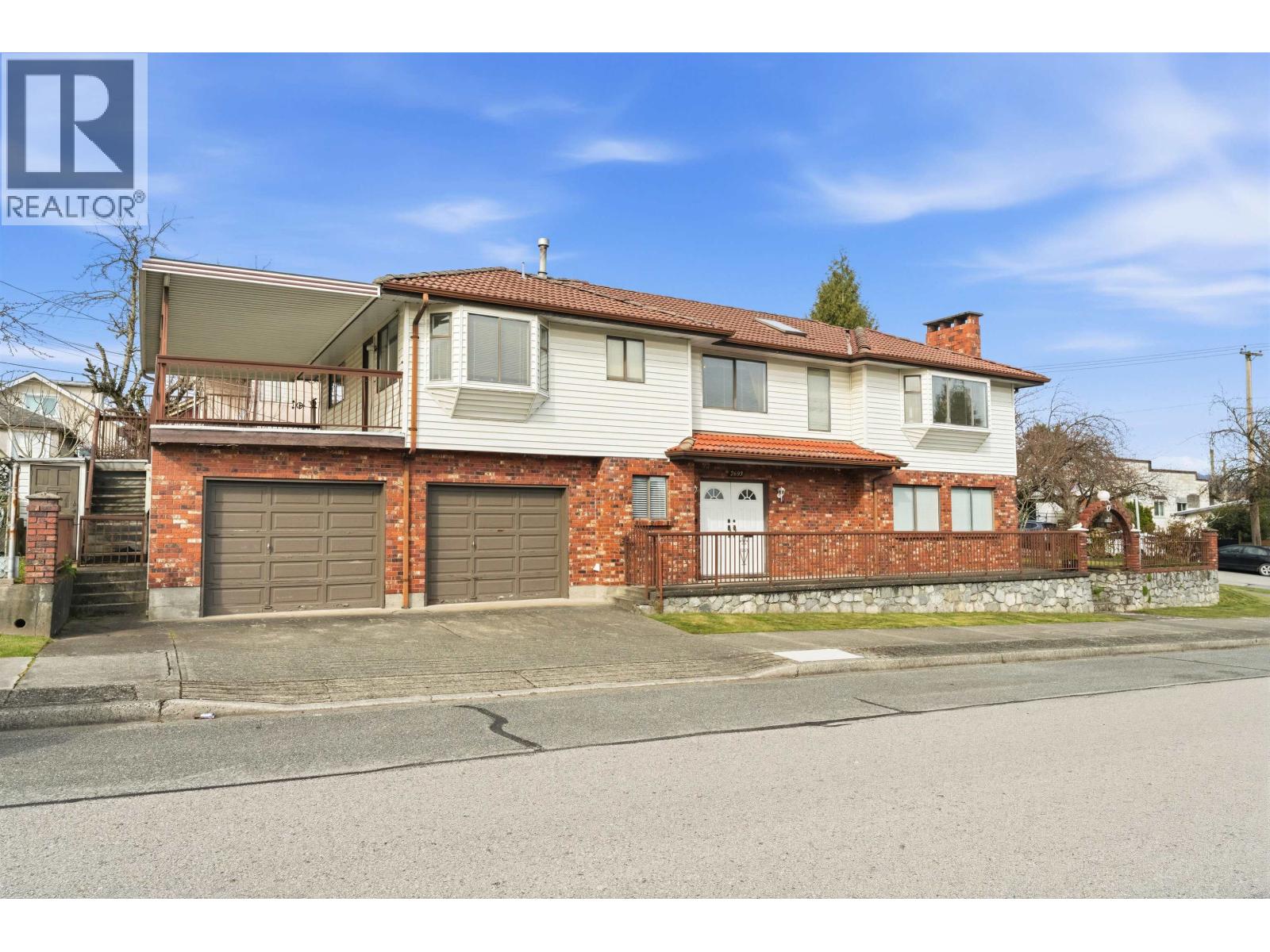 2693 E Georgia Street, Vancouver, British Columbia  V5K 3J9 - Photo 2 - R3105519