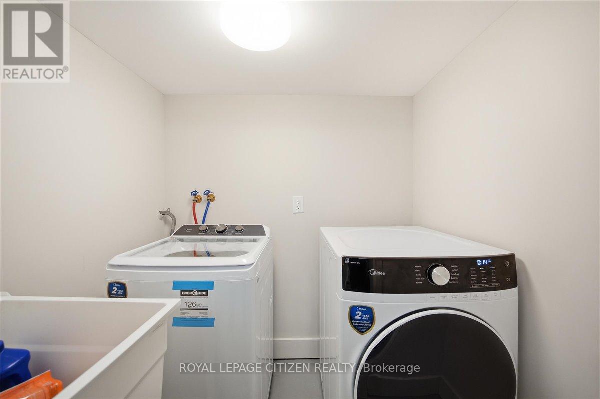 Main - 20 Dunsmore Gardens, Toronto, Ontario  M3H 3M2 - Photo 28 - C12941722