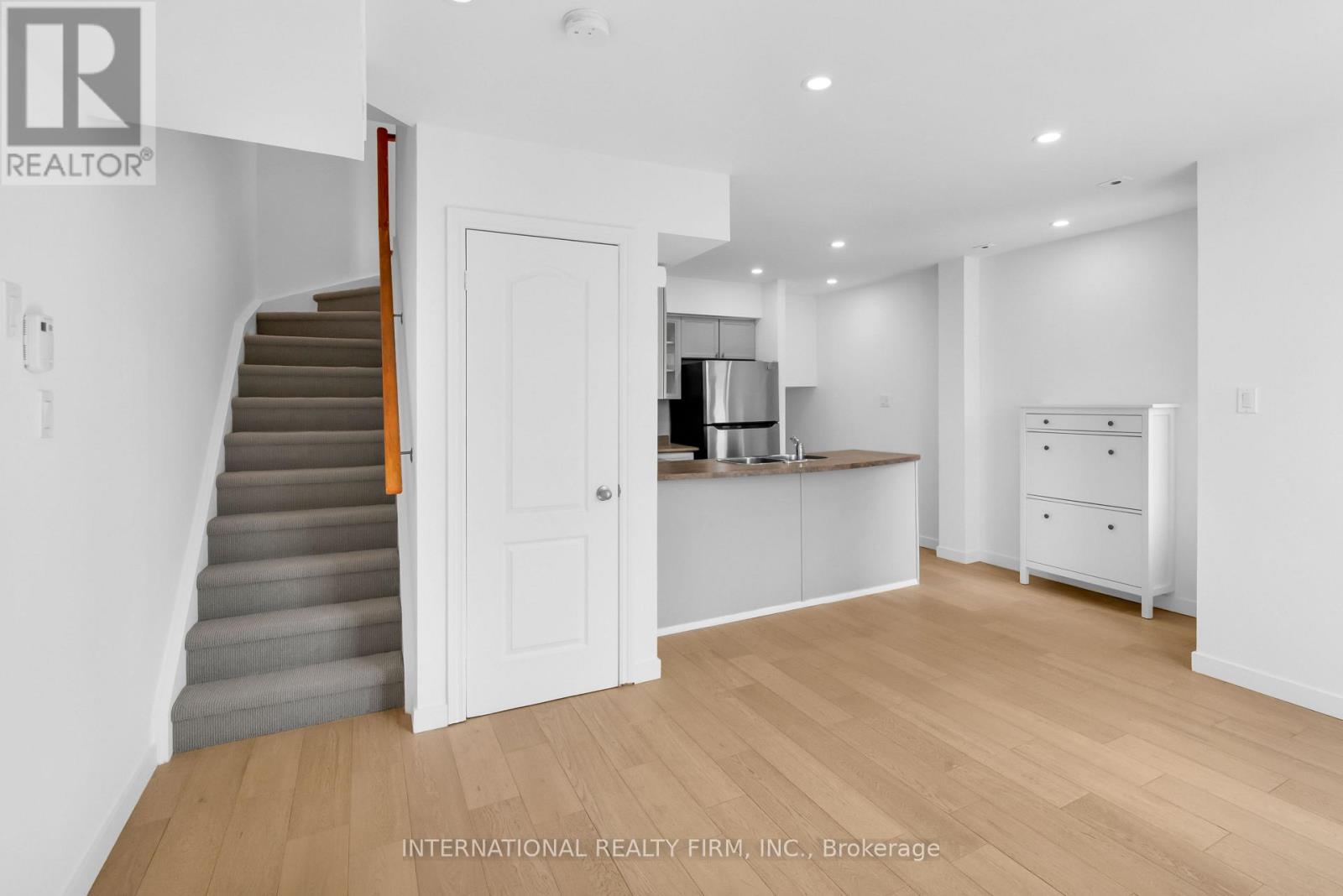 2706 - 27 Sudbury Street, Toronto, Ontario  M6J 3S7 - Photo 3 - C12941734