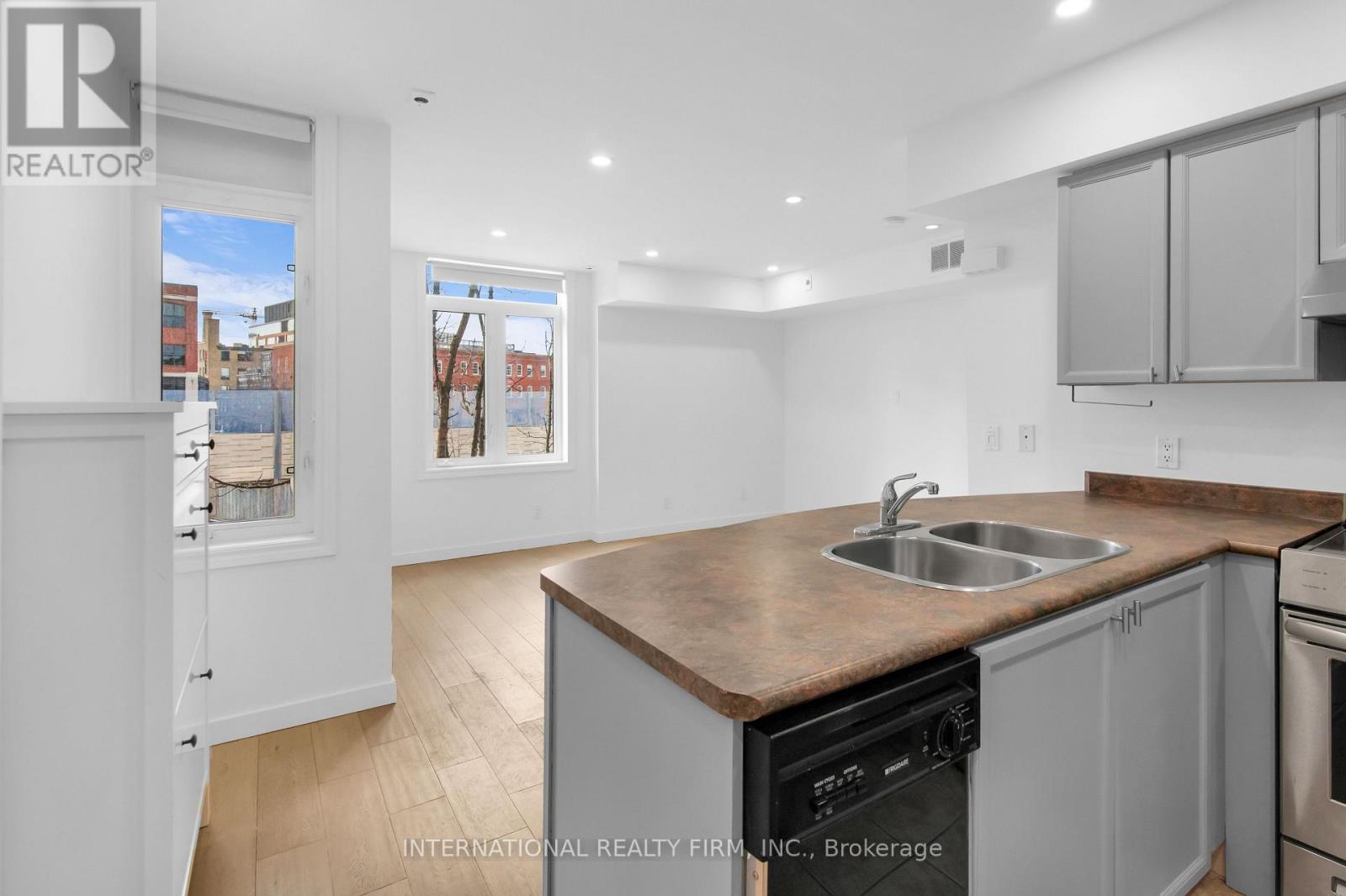 2706 - 27 Sudbury Street, Toronto, Ontario  M6J 3S7 - Photo 5 - C12941734