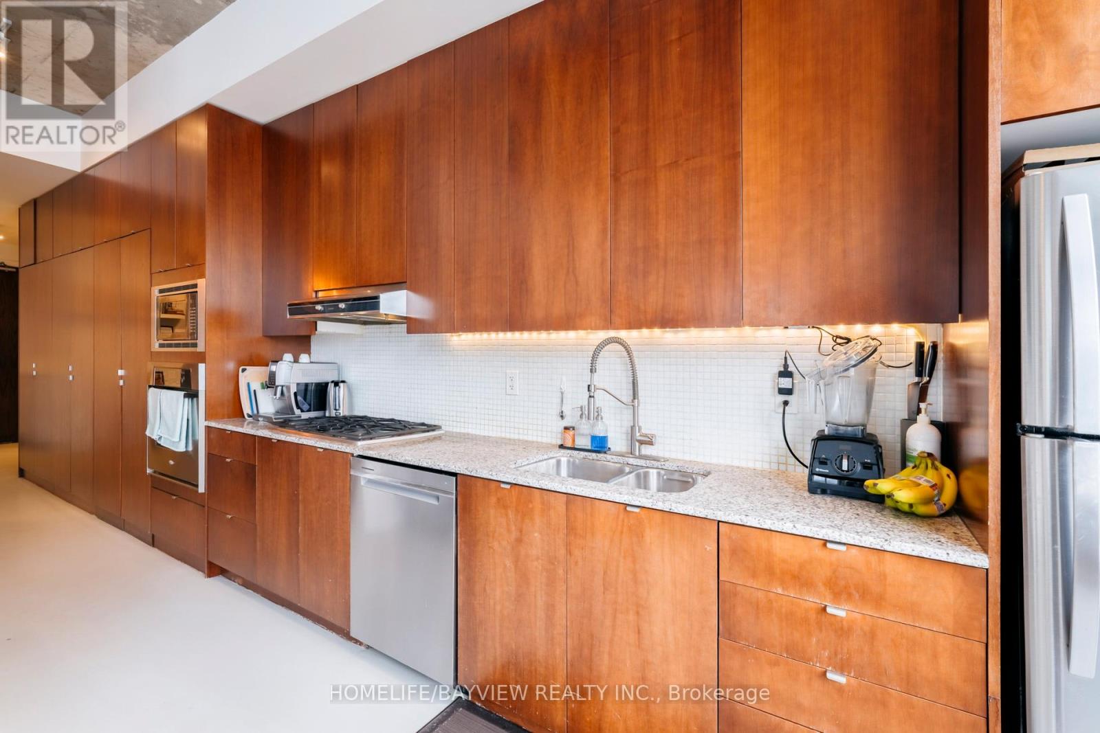 1002 - 23 Brant Street, Toronto, Ontario  M5V 2L5 - Photo 12 - C12941746