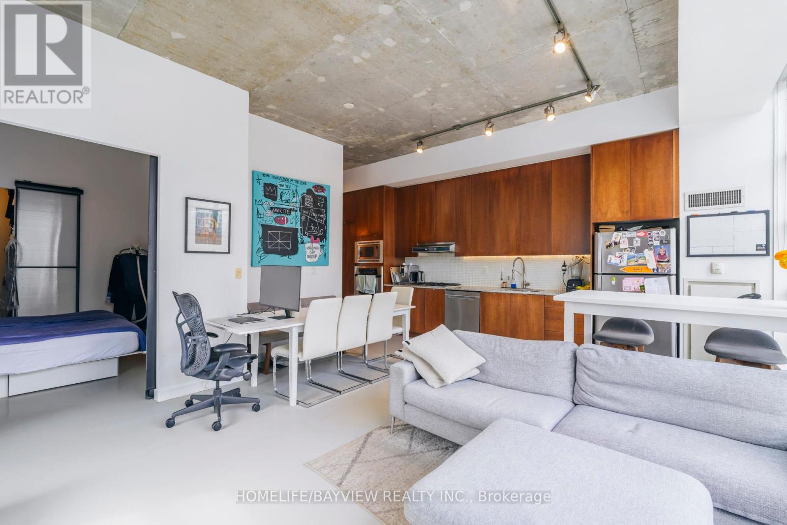 1002 - 23 Brant Street, Toronto, Ontario  M5V 2L5 - Photo 13 - C12941746