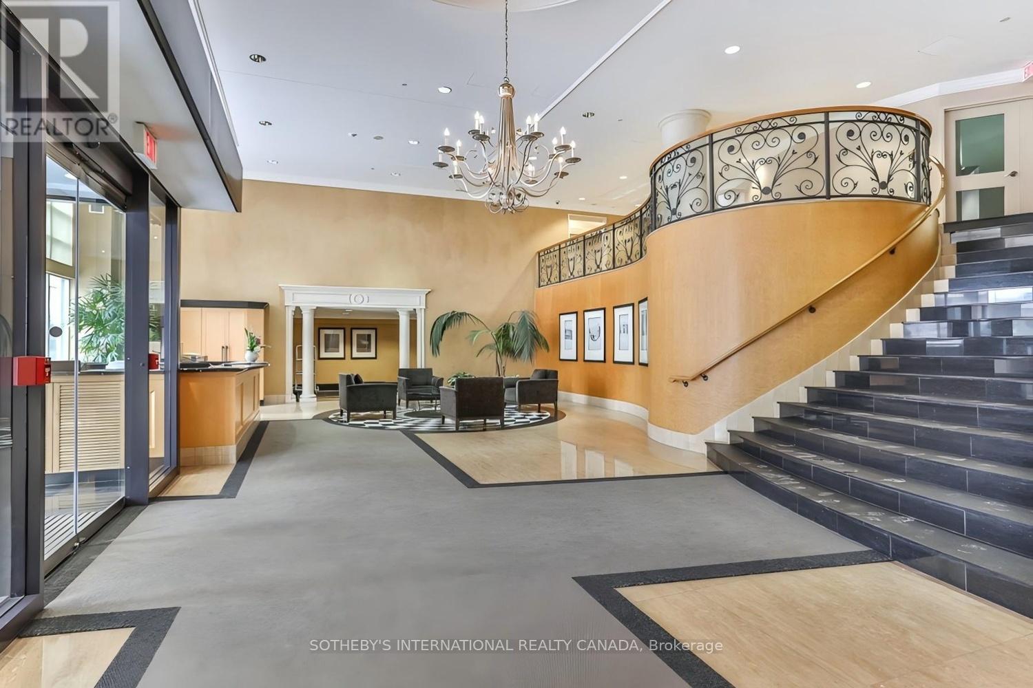 814 - 10 Delisle Avenue, Toronto, Ontario  M4V 3C6 - Photo 23 - C12941768