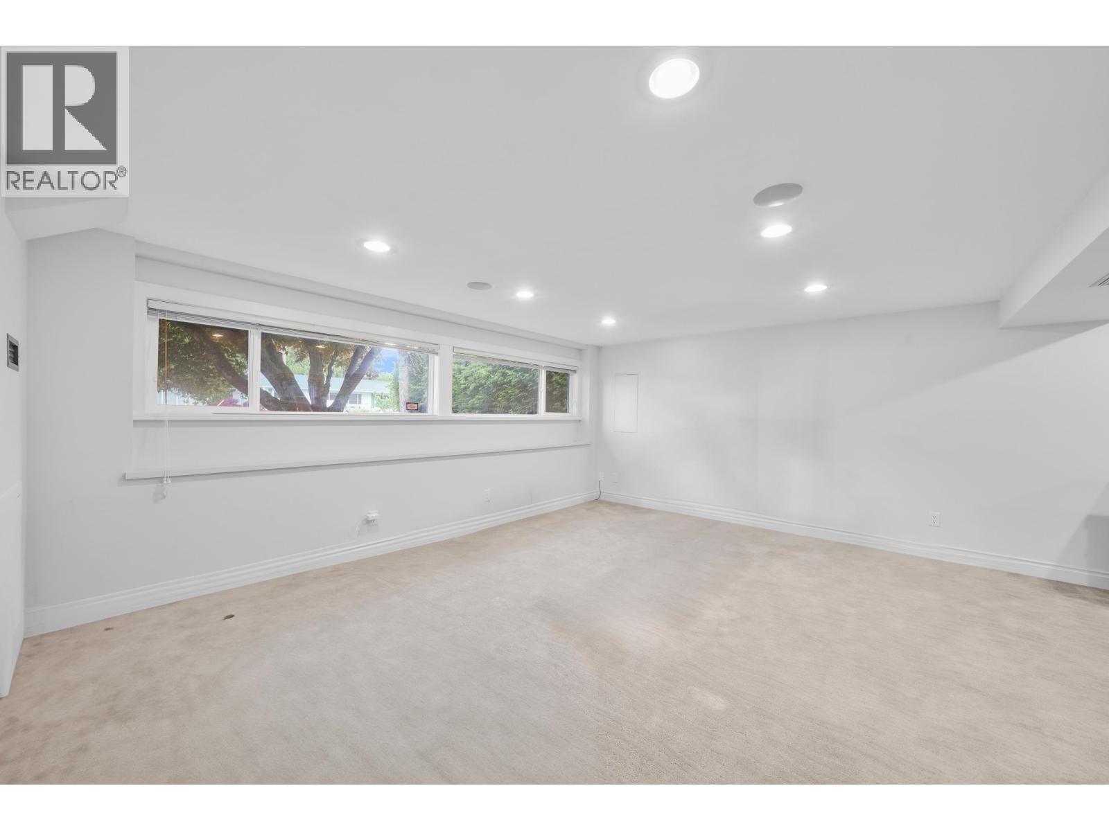 2160 Jordan Drive, Burnaby, British Columbia  V5B 4E8 - Photo 20 - R3104962