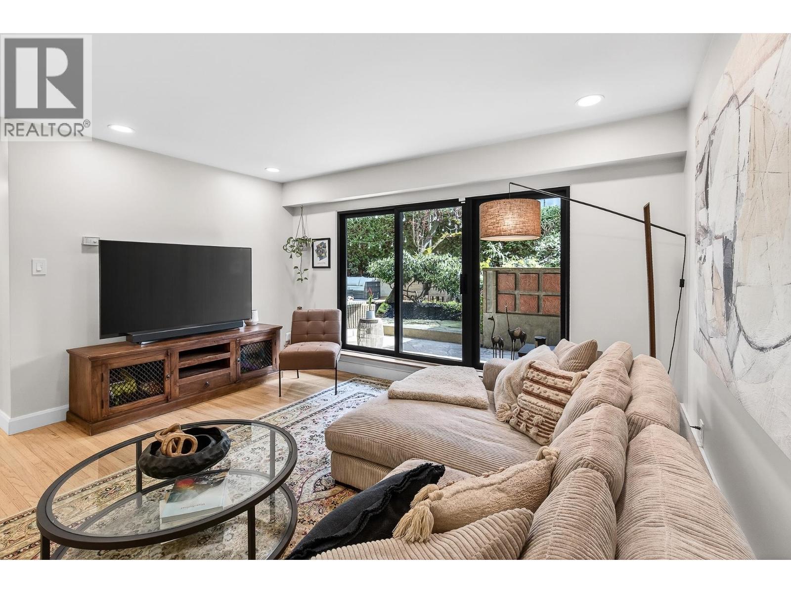 108 1424 Walnut Street, Vancouver, British Columbia  V6J 3R3 - Photo 3 - R3104491