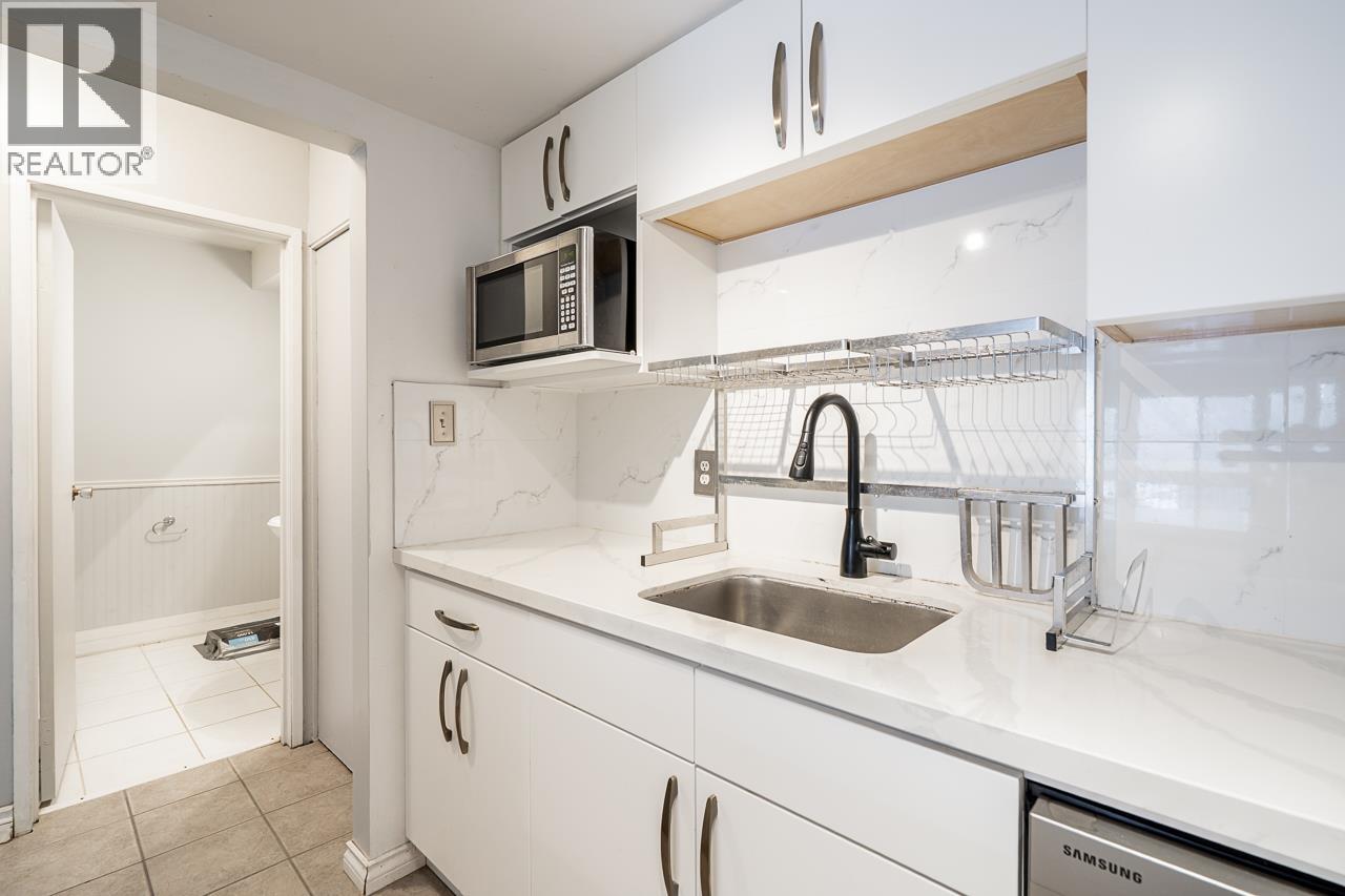 8 7375 Montecito Drive, Burnaby, British Columbia  V5A 1R4 - Photo 14 - R3105593