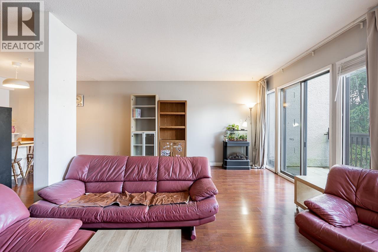 8 7375 Montecito Drive, Burnaby, British Columbia  V5A 1R4 - Photo 8 - R3105593