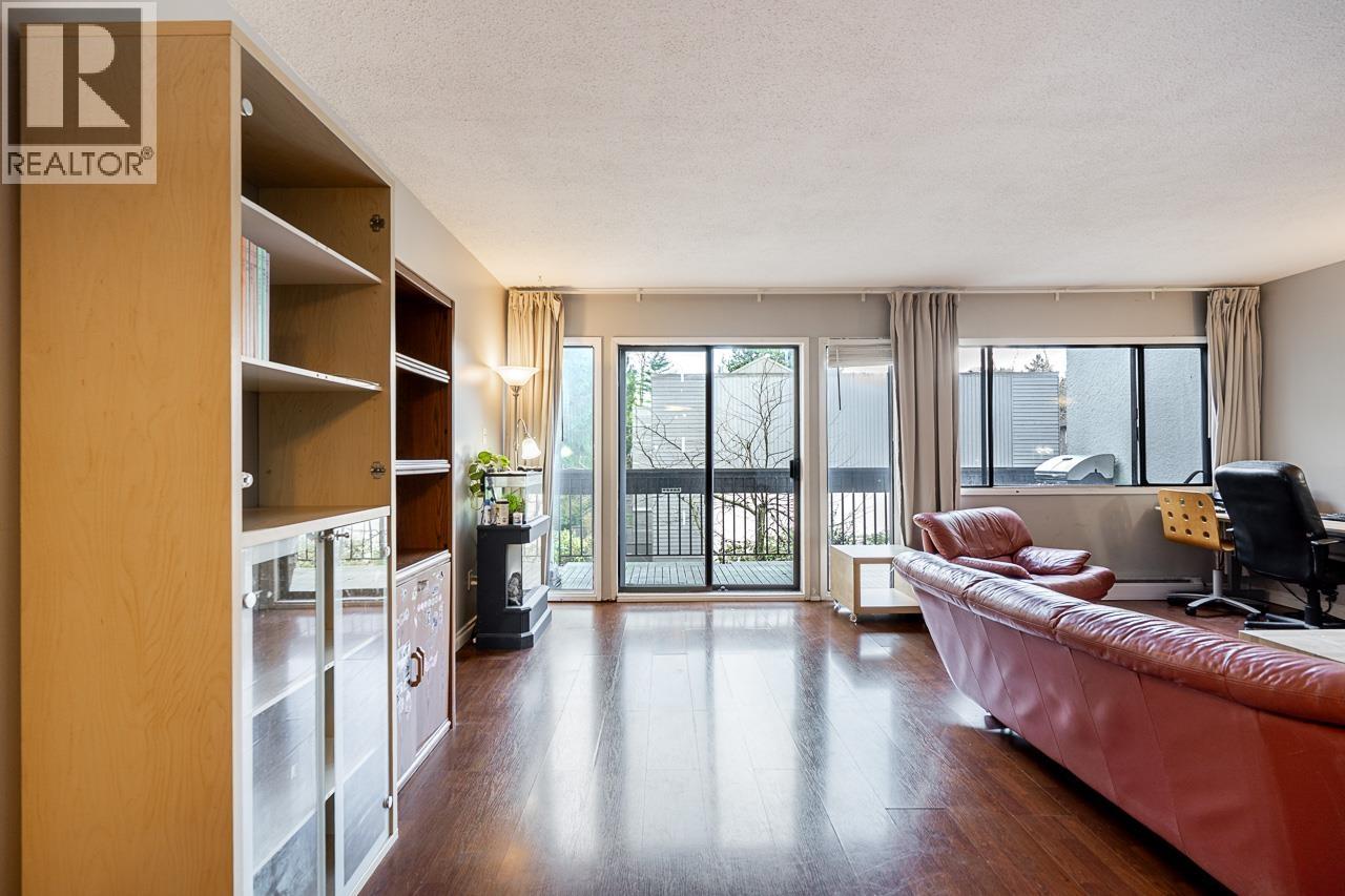 8 7375 Montecito Drive, Burnaby, British Columbia  V5A 1R4 - Photo 4 - R3105593