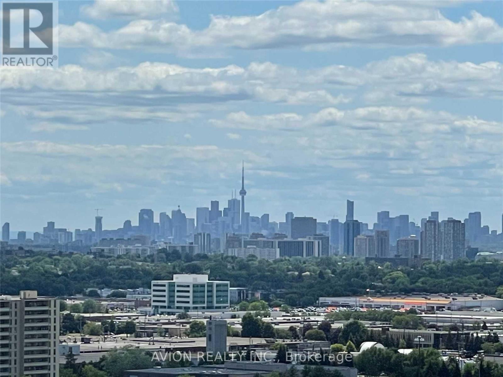 2722 - 275 VILLAGE GREEN SQUARE, Toronto, Ontario