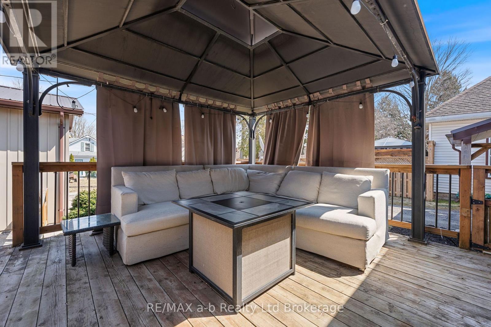 318 Broadway Street, Tillsonburg, Ontario  N4G 3S1 - Photo 20 - X12941754