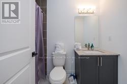 63 Gateland Drive, Barrie, Ontario  L4N 6K4 - Photo 3 - S12936382