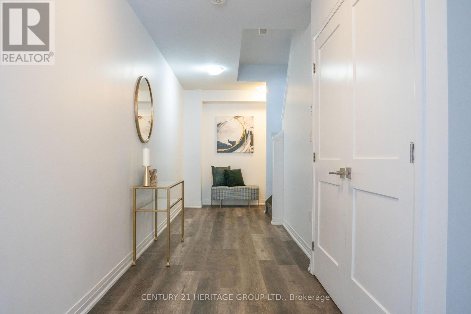 258 - 30 Times Square Boulevard, Hamilton, Ontario  L8J 9M1 - Photo 2 - X12935630