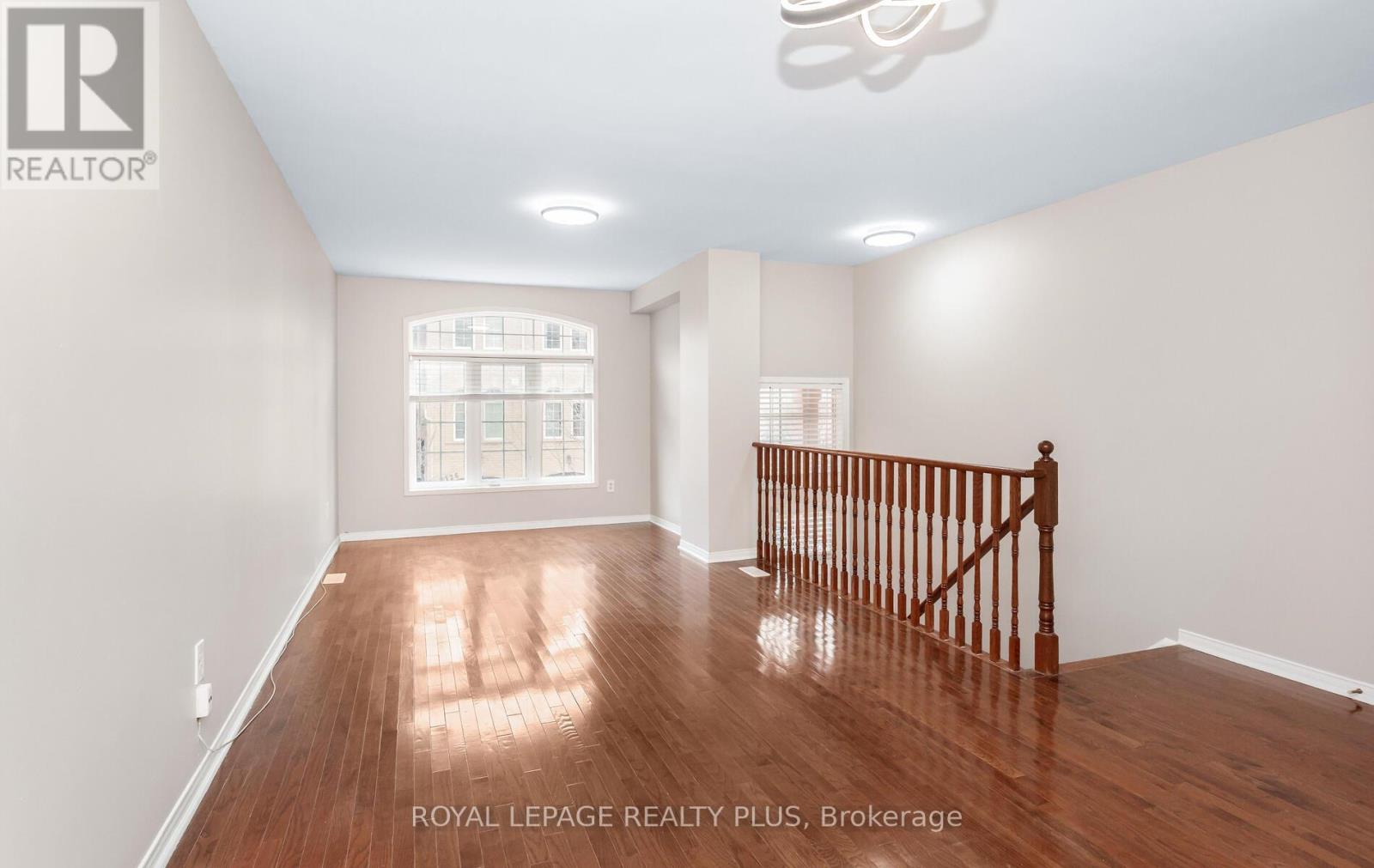 7127 Chatham Court, Mississauga, Ontario  L5N 8R1 - Photo 7 - W12933424