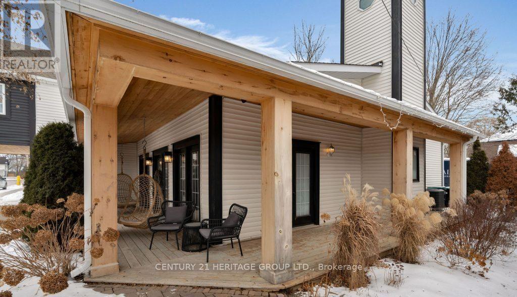 1 Dufferin Street, Innisfil (Cookstown), Ontario  L0L 1L0 - Photo 3 - N12941756