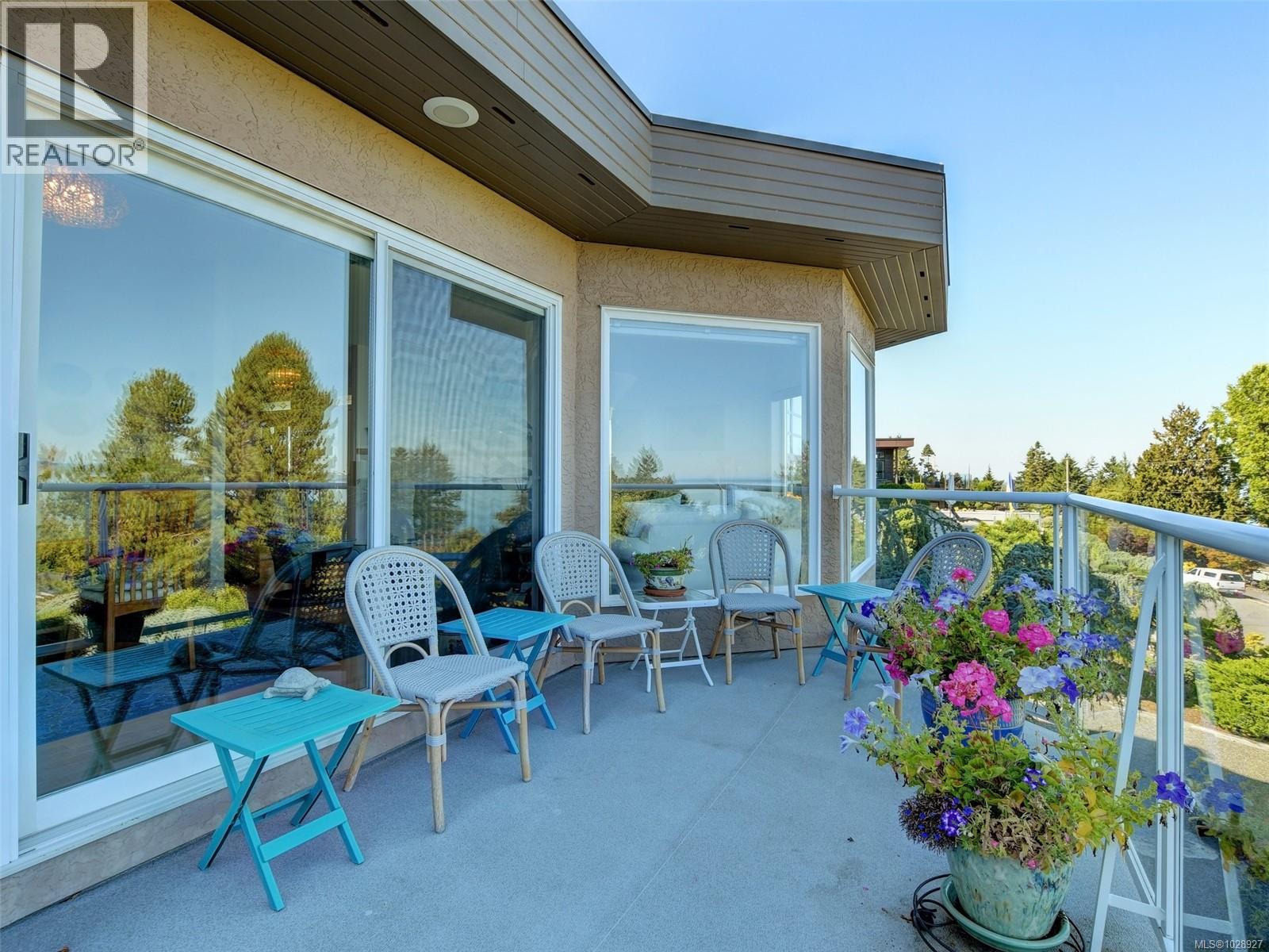 5009 Georgia Park Terr, Saanich, British Columbia  V8Y 2B8 - Photo 39 - 1028927