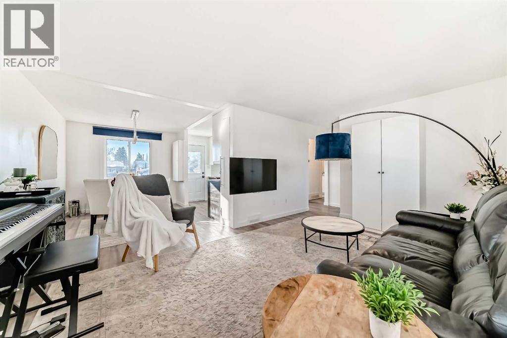 5903 4 Avenue Ne, Calgary, Alberta  T2A 3Y1 - Photo 5 - A2285461