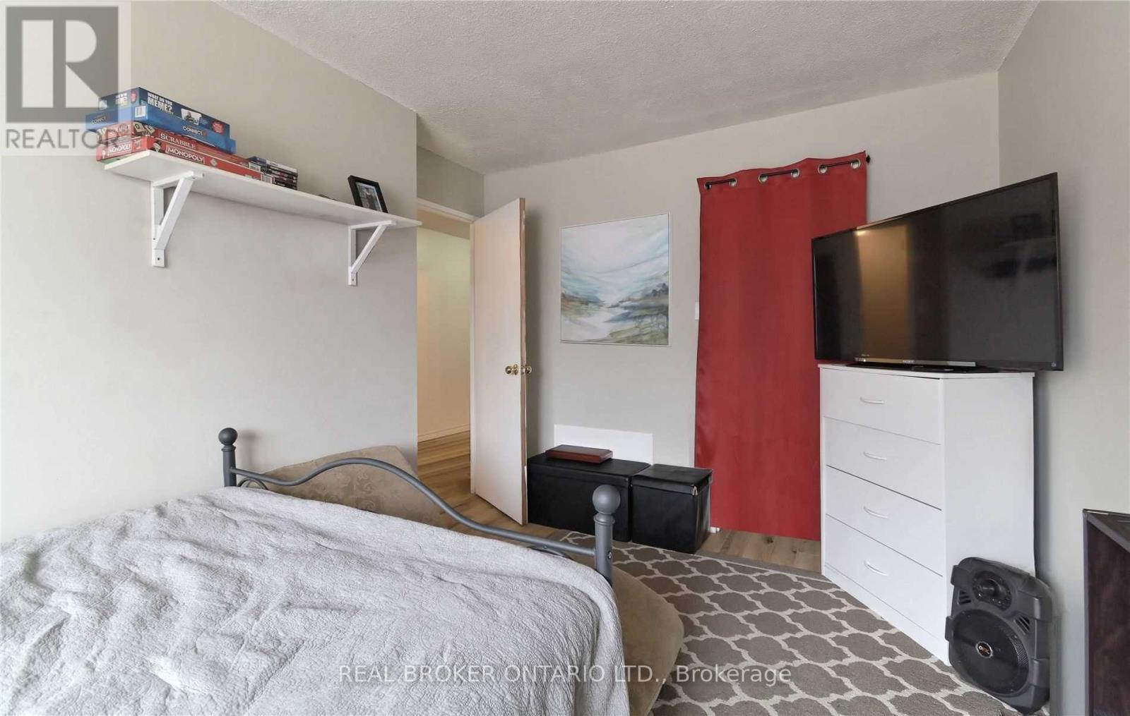 41 - 1016 Falgarwood Drive, Oakville, Ontario  L6H 2P5 - Photo 12 - W12941738