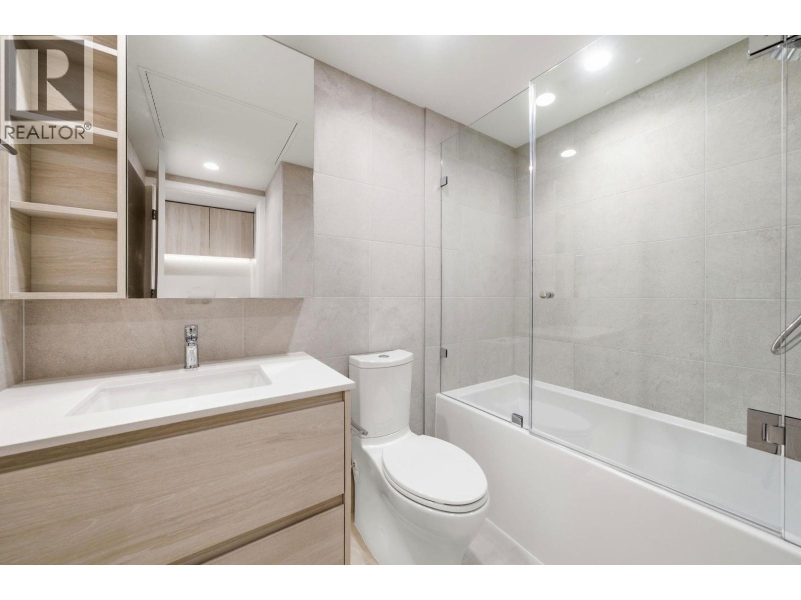 Listing Picture 7 of 30 : 311 2803 W 4TH AVENUE, Vancouver / 溫哥華 - 魯藝地產 Yvonne Lu Group - MLS Medallion Club Member