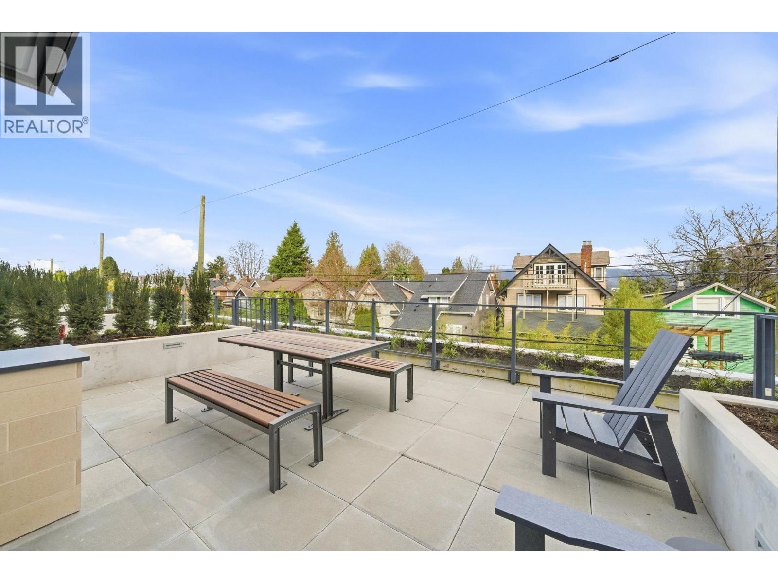 Listing Picture 23 of 30 : 311 2803 W 4TH AVENUE, Vancouver / 溫哥華 - 魯藝地產 Yvonne Lu Group - MLS Medallion Club Member