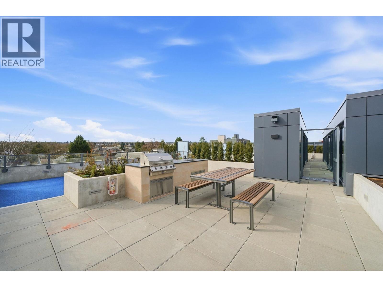 Listing Picture 22 of 30 : 311 2803 W 4TH AVENUE, Vancouver / 溫哥華 - 魯藝地產 Yvonne Lu Group - MLS Medallion Club Member