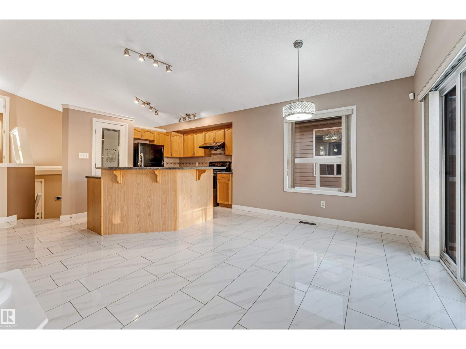 3331 26 St Nw, Edmonton, Alberta  T6T 1Z4 - Photo 6 - E4479933