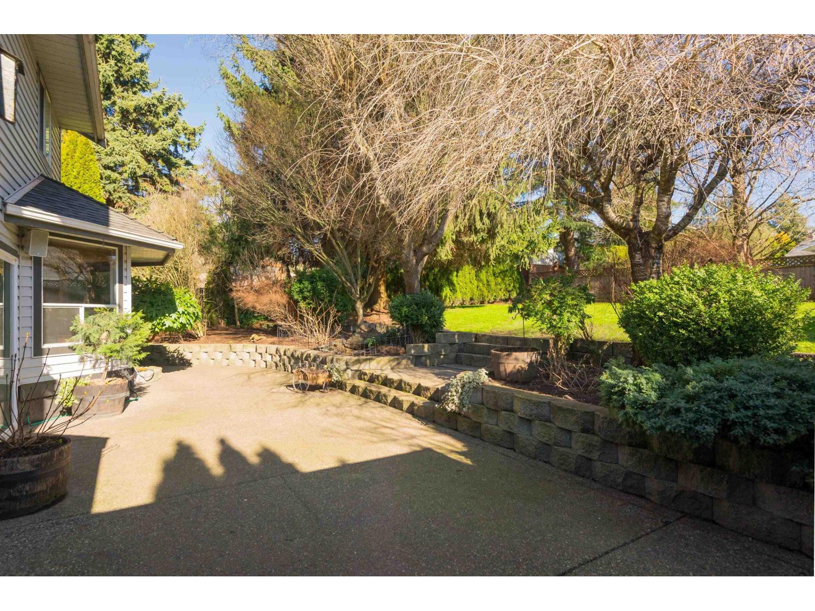 5532 181a Street, Surrey, British Columbia  V3S 7Z2 - Photo 1 - R3090726