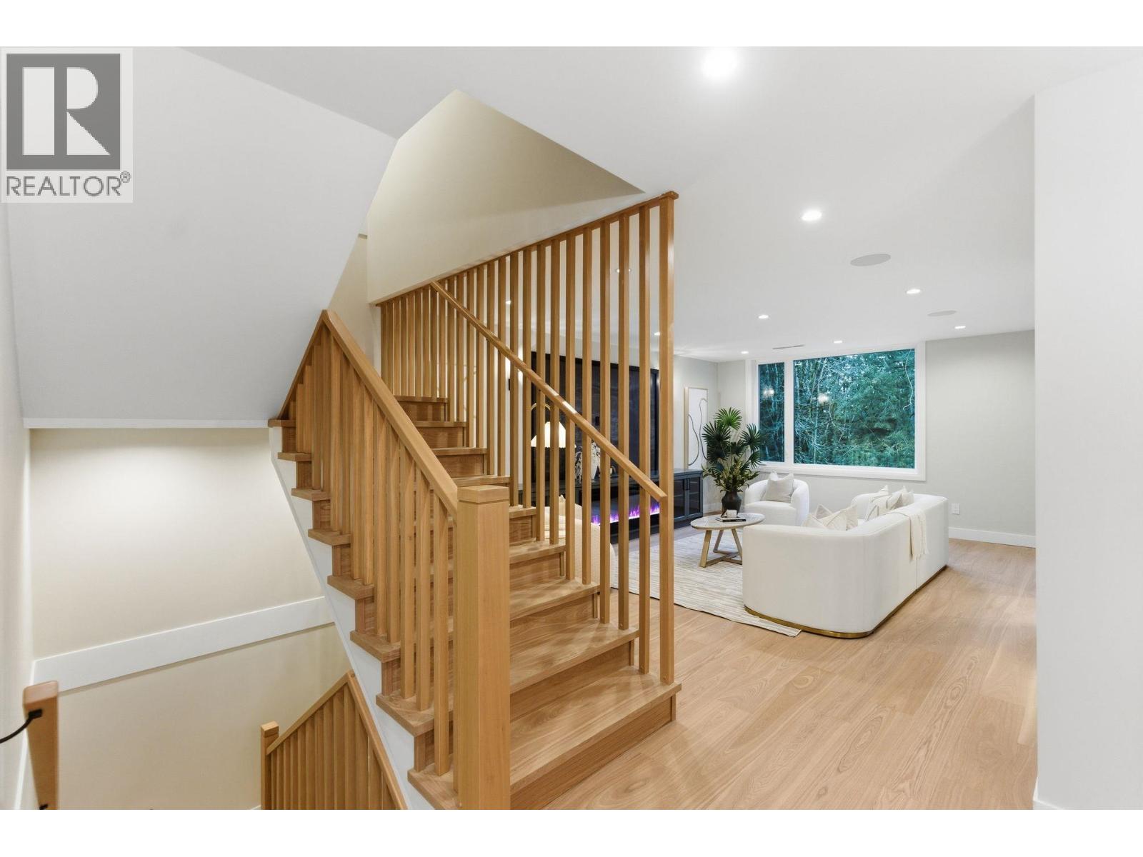 2 8408 17th Avenue, Burnaby, British Columbia  V3N 1N2 - Photo 21 - R3105587