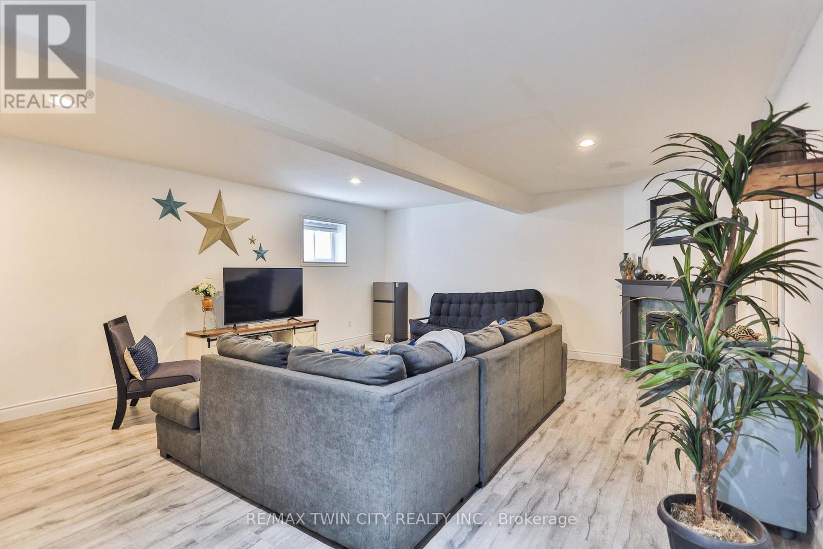 3 Oliver Court, Brantford, Ontario  N3T 6N6 - Photo 20 - X12941758