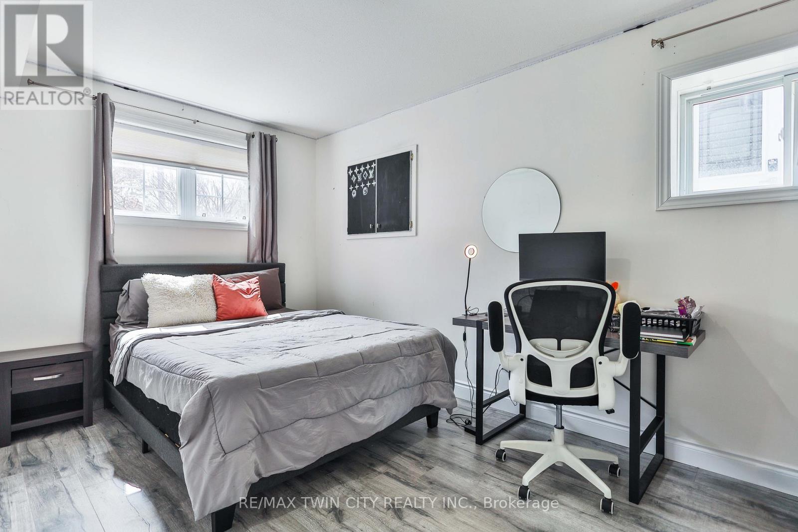 3 Oliver Court, Brantford, Ontario  N3T 6N6 - Photo 24 - X12941758