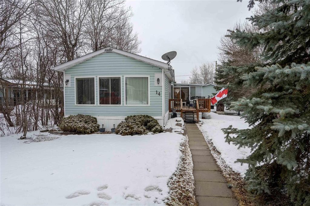 14 SUNSET Drive, Ste Anne, Manitoba